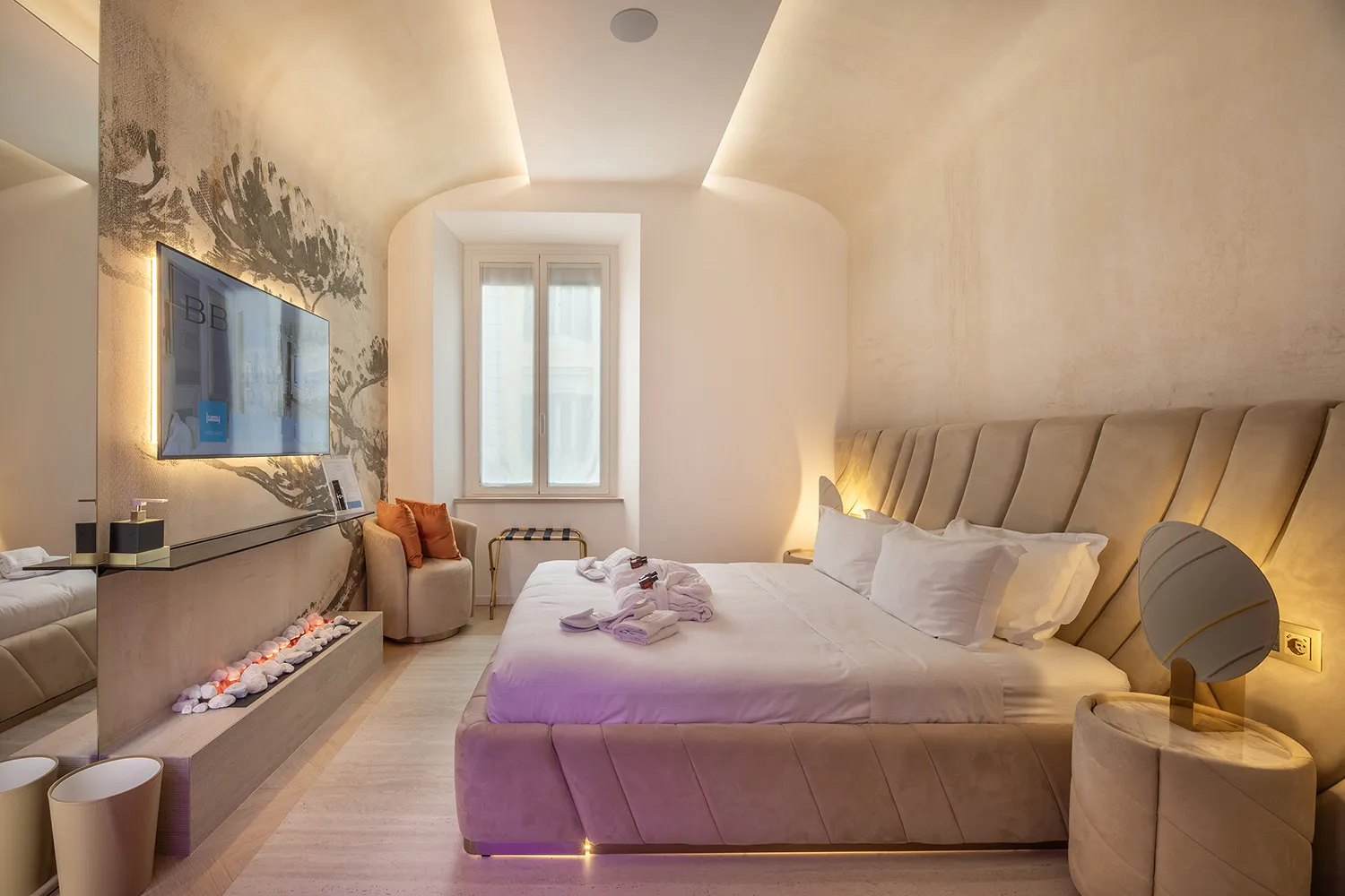 Borghese Boutique Apartments by Carlotta Francesconi