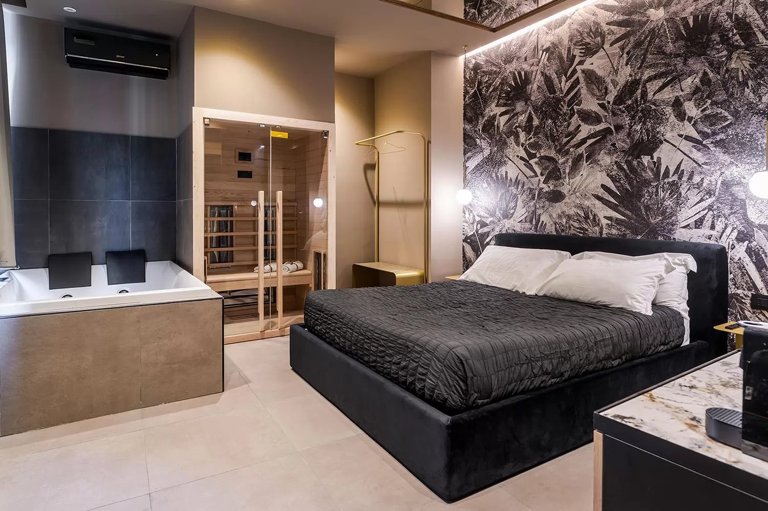 Gold Suite&Spa von SS Studio
