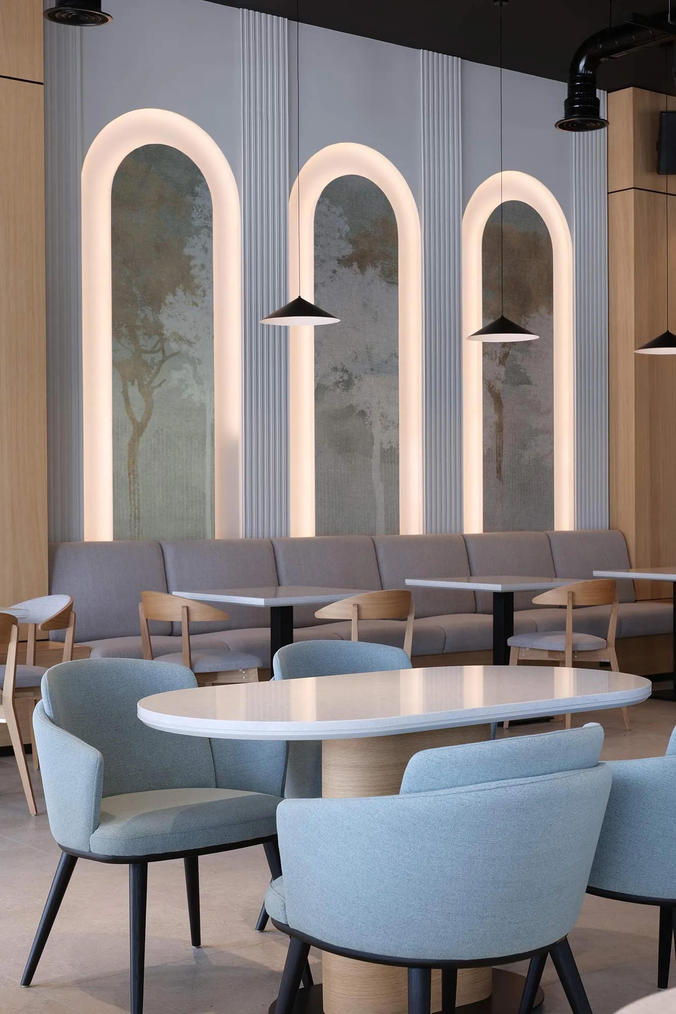 #TecnoInspo | Arches and wallpaper: the wall becomes space