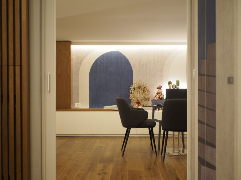Di-Liddo-l-erario-living-room-eleanor-wallpaper-02.jpg