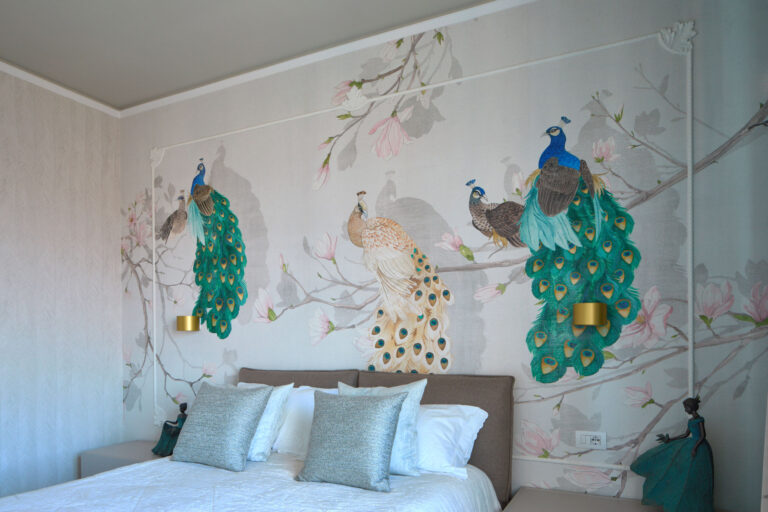 Federica-Rossi-bedroom-sensai-wallpaper-05.jpg