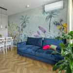 Ignasiak-Interiors-calm-kitchen-polly-wallpaper-2.jpg