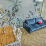 Ignasiak-Interiors-calm-kitchen-polly-wallpaper-5.jpg