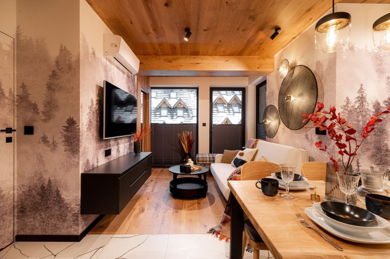 Ewa-Tarapata-Mountain-apartment_01