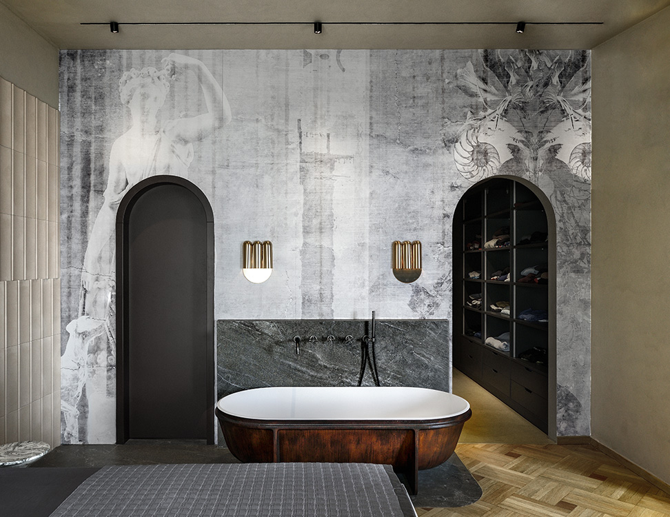camera da letto moderna e vasca da bagno freestanding con carta da parati design Aura di Tecnografica